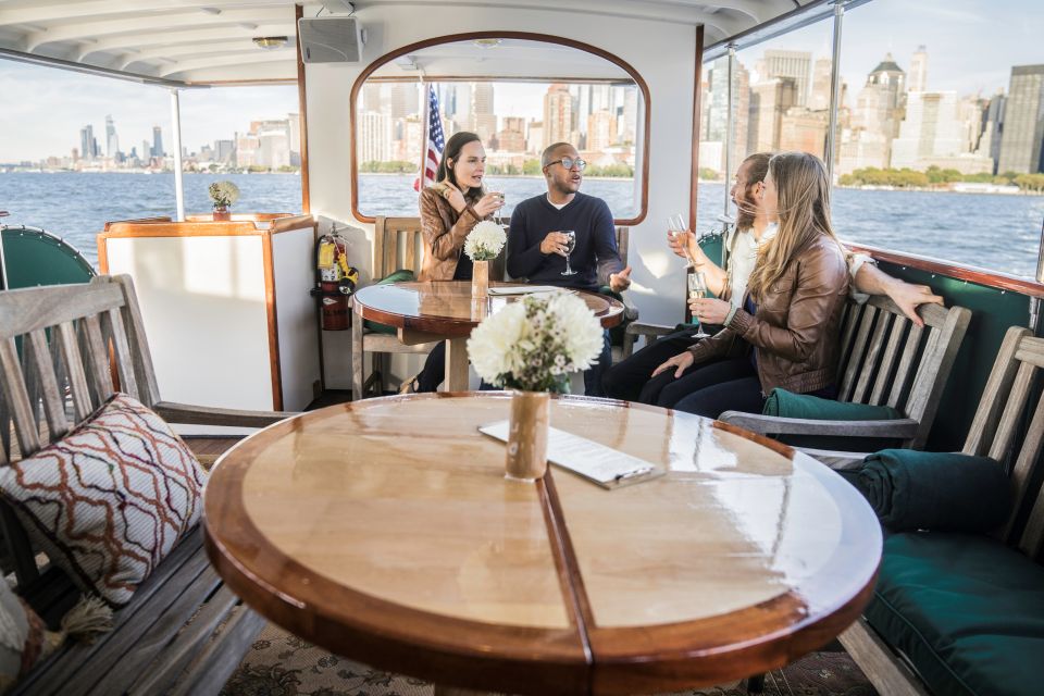 New York City: Mini Yacht Boat Ride with Sightseeing - The value: why 90 minutes on this yacht works for NYC sightseeing