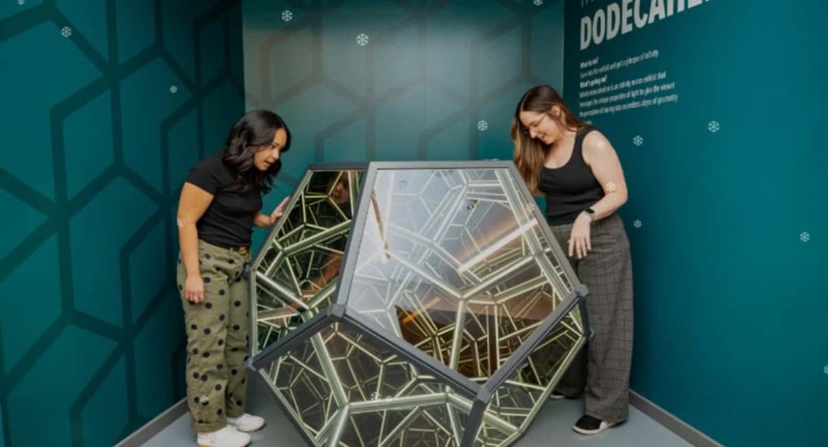 New York City: Museum of Illusions Entry Ticket - The life-size kaleidoscope experience: a photo moment with real payoff