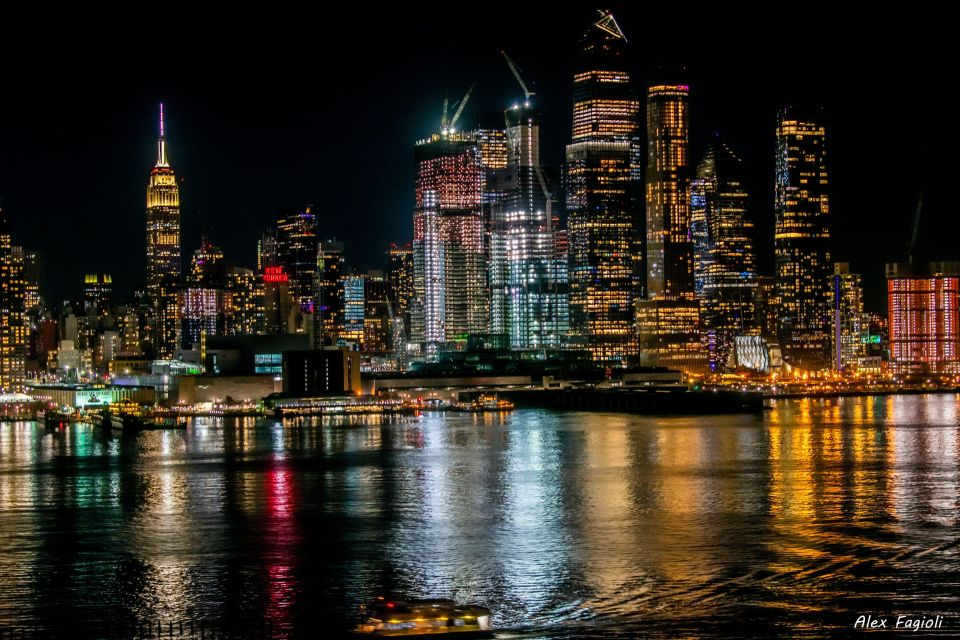 New York City: Night Skyline Bus Tour with Pizza Slice - Why This Night Skyline Tour Feels Worth Your Time