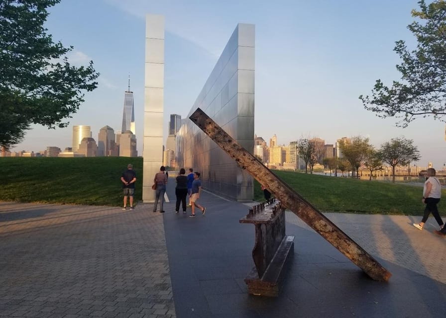New York City Night Views - A panoramic hop-on-hop-off tour - Meeting at 800 7th Ave and how the 4-hour rhythm works