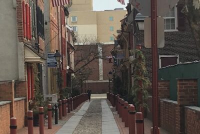 New York City Philadelphia and Amish Community Tour 1 Day - Betsy Ross House, Franklin’s grave, and the quick photo stops