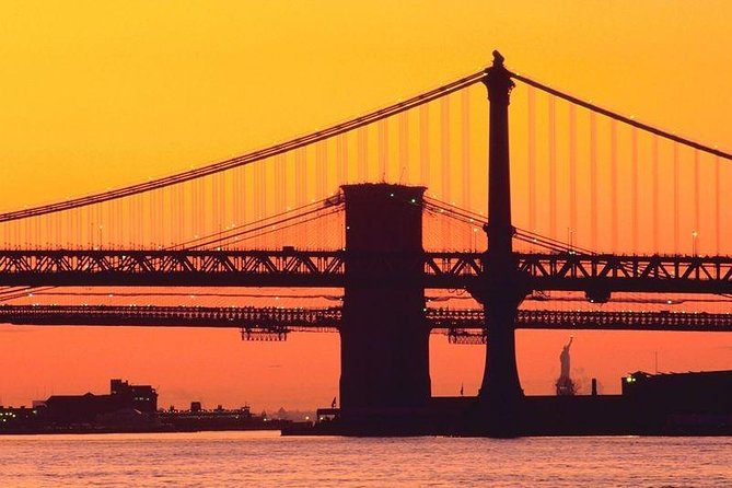 New York City Private Night Tour with Driver-Guide - How this private NYC night drive actually helps you see more
