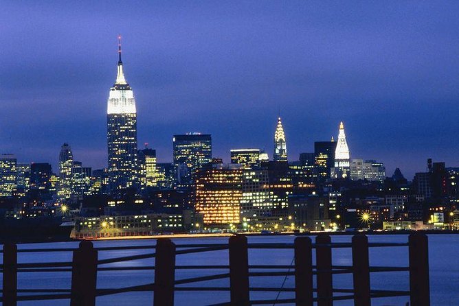 New York City Private Night Tour with Driver-Guide - Pickup windows, minivan size, and the payoff of not splitting your group
