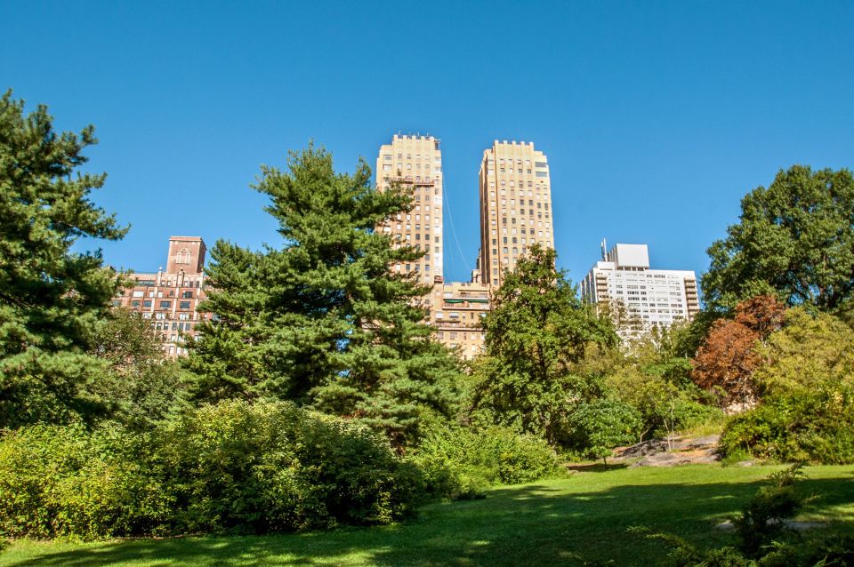 New York City: Private Tour with a Local Guide - Learning subway tricks the practical way