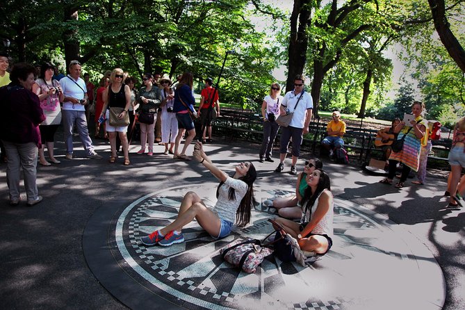 New York City Sightseeing Tour by Coach - Greenwich Village and SoHo: streets you’ll want to come back to