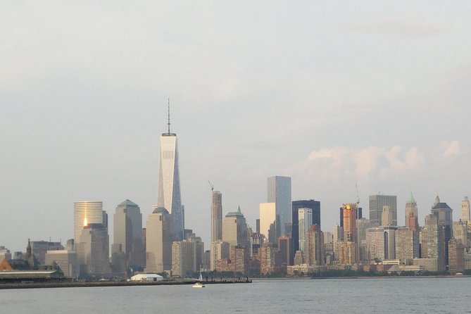 New York City Skyline and Statue of Liberty Cruise - Crowds, Weather, and the Stuff You Should Watch on the Day