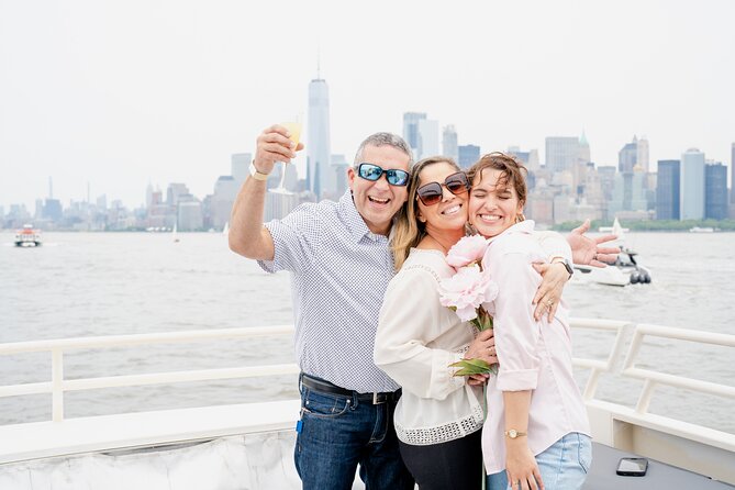 New York City Skyline Dinner Cruise - What’s Not Included: The Island Trip You’re Skipping
