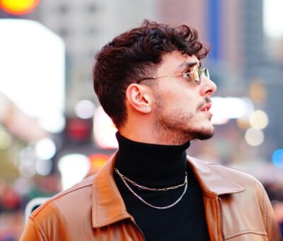 New York City: Solo or Couples Photoshoot in Times Square! - Bee Lively Photography: why a pro matters more than you think
