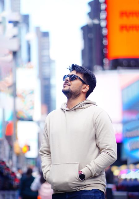 New York City: Solo or Couples Photoshoot in Times Square! - What you actually get: photos, delivery speed, and extra print reality