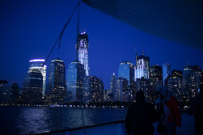 New York City Sunset Jazz Sail aboard Clipper City - How to get the best photos: Lady Liberty, then the lights