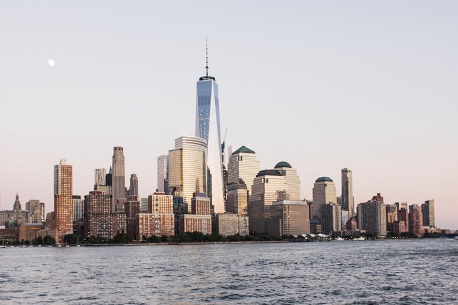New York City Sunset Sail to the Statue of Liberty - Statue of Liberty up close at sunset: your photo moment