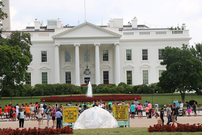 New York City to Washington DC and Philadelphia Tour in 1 Day - White House and the Capitol Corridor: seeing the power blocks fast