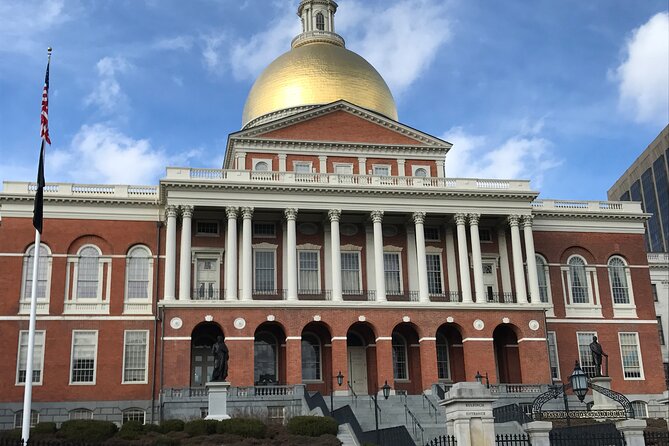 New York City to Washington DC and Philadelphia Tour in 1 Day - Independence Hall and the Liberty Bell: Philly starts with the iconic