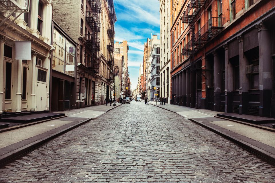 New York City: Via private SUV/VAN Highlights Tour. 13 max - Key Highlights You’ll Notice Fast