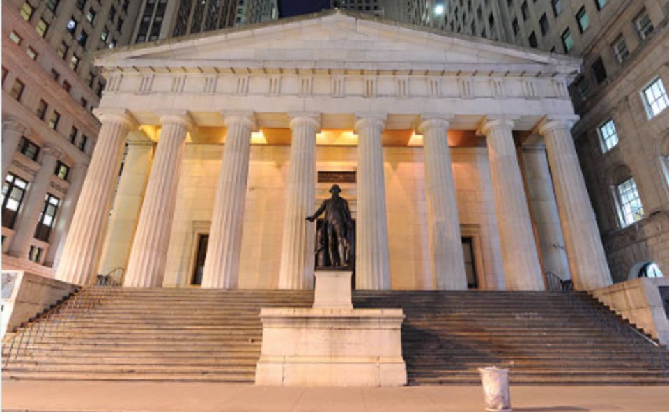 New York City: Wall Street and 9/11 Memorial Walking Tour - Meeting at St Paul’s Chapel and Getting Oriented Fast