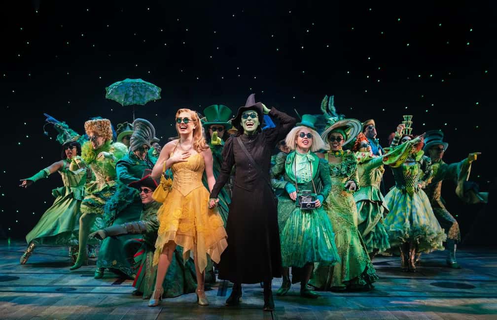 New York City: Wicked The Musical on Broadway - Theater timing: how long it takes and how to plan your evening