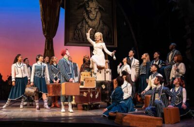 New York City: Wicked The Musical on Broadway - The heart of the story: Elphaba and Glinda’s paths in Oz
