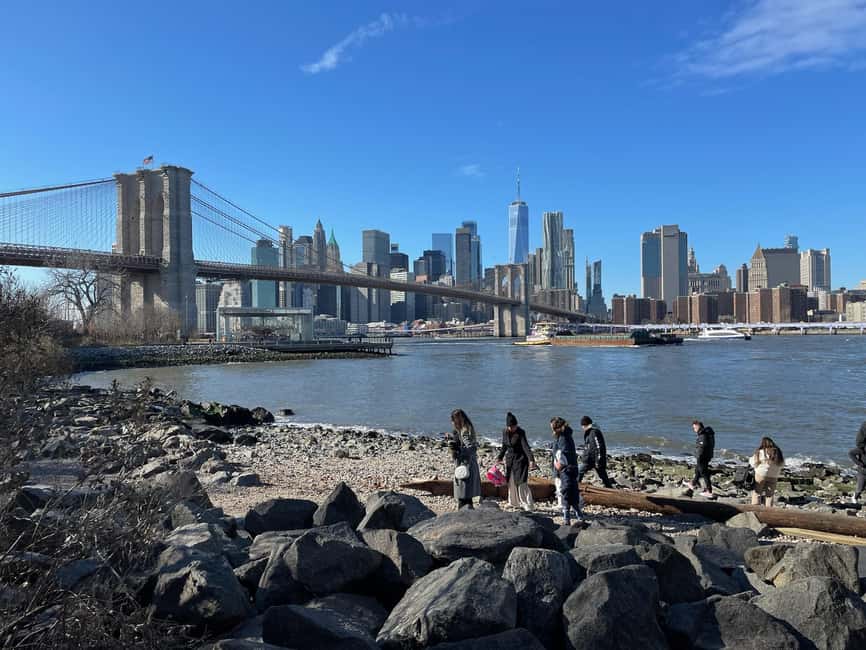New York: DUMBO Brooklyn Food and Culture Tour - Views Built Into the Route: Brooklyn Bridge and Manhattan Skyline