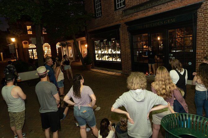 New York Ghosts Boos and Booze Haunted Pub Crawl - What makes the storytelling worth your time