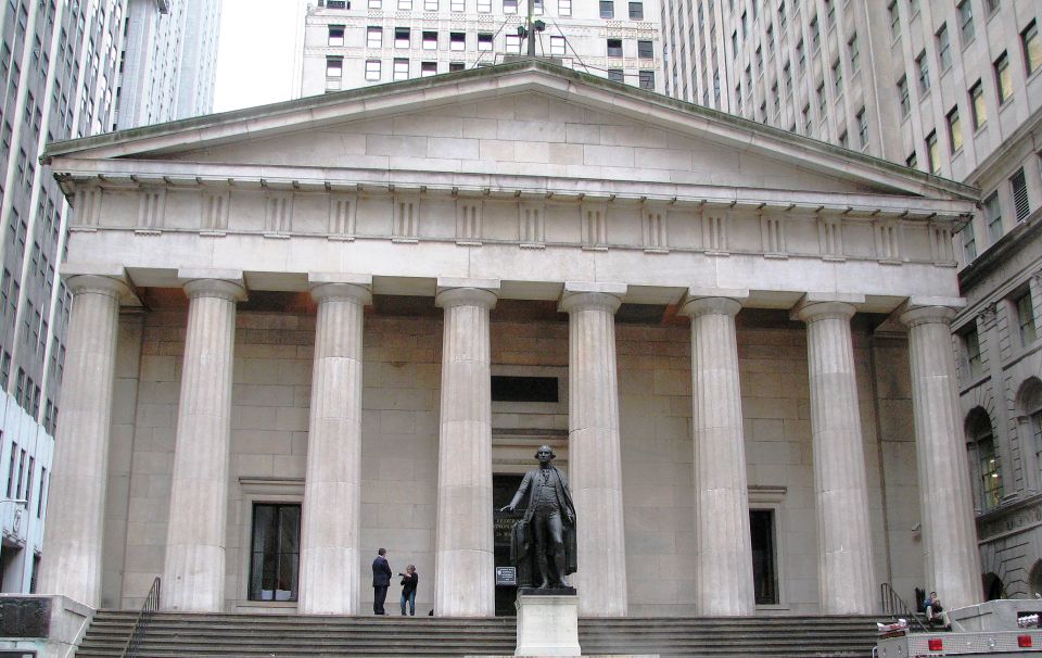 New York: Hamilton and Washington Revolutionary Walking Tour - From protests to power: the King George III statue-takedown moment