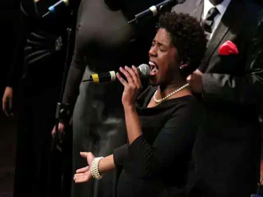 New York: Harlem Gospel Mass and Neighborhood Tour - Key moments that make this tour click