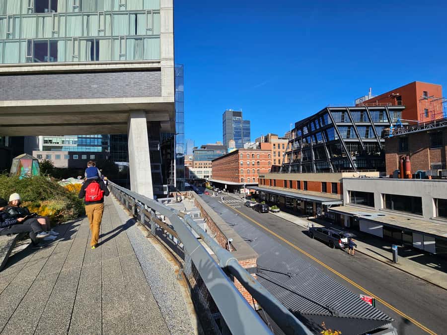 New York: High Line, Chelsea Market, and Vessel Guided Tour - Price and time: why $52 can be good value here