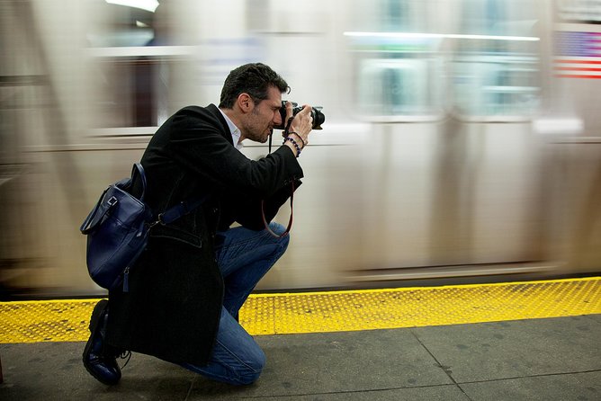 New York Icon Photography Tour led by a Local Photographer - How you’ll actually improve while walking (framing, angles, and real corrections)