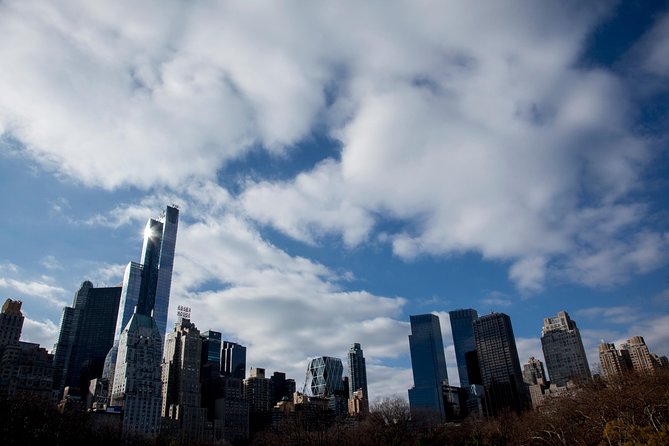 New York Icon Photography Tour led by a Local Photographer - Trump Tower and the street-level power of bold facades