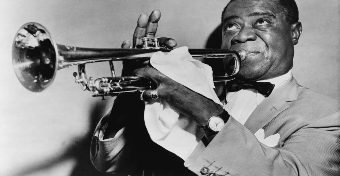 New York: Louis Armstrong Private Walking Tour with Concert - Times Square and Broadway: how audiences shaped jazz culture