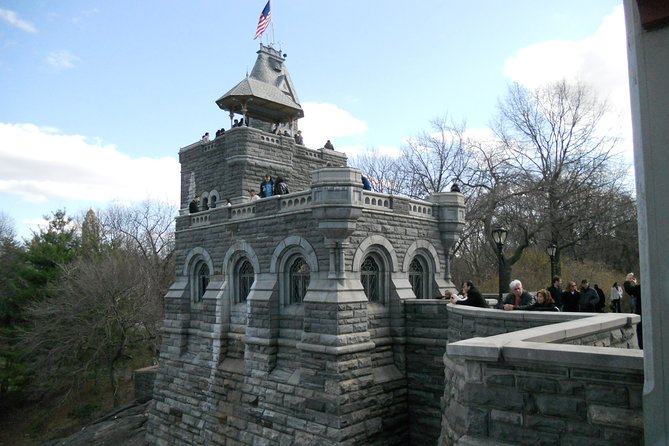 New York Lower Central Park Scavenger Hunt Adventure - Starting at Columbus Circle: Your Game Begins