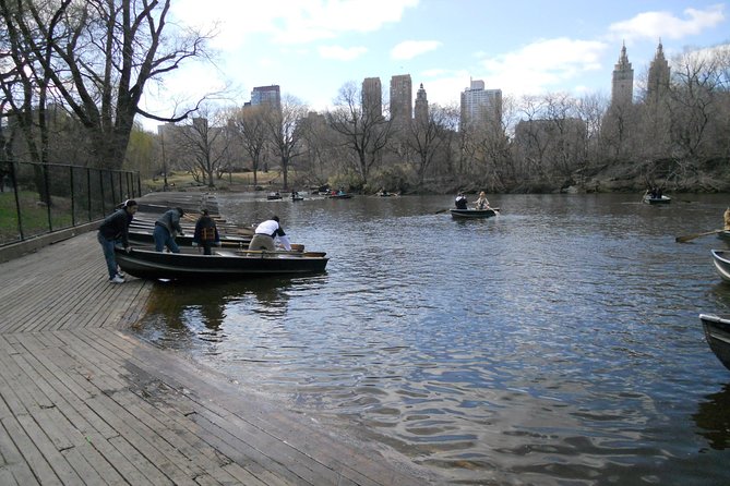 New York Lower Central Park Scavenger Hunt Adventure - Walking Time, Comfort, and Weather Reality
