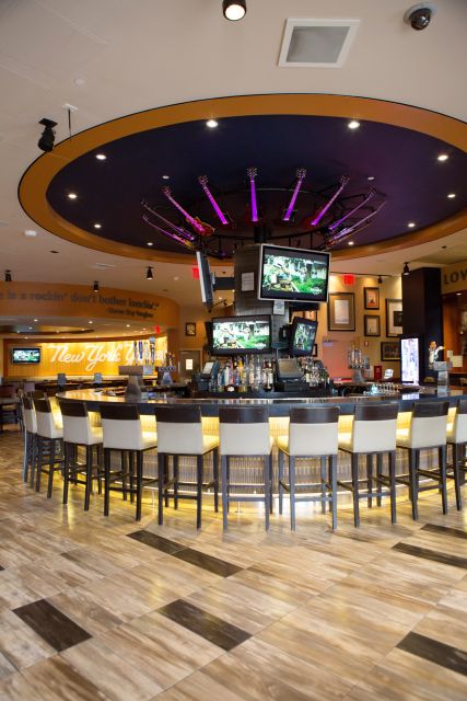 New York: Meal at Hard Rock Cafe Yankee Stadium - Key things to know before you go