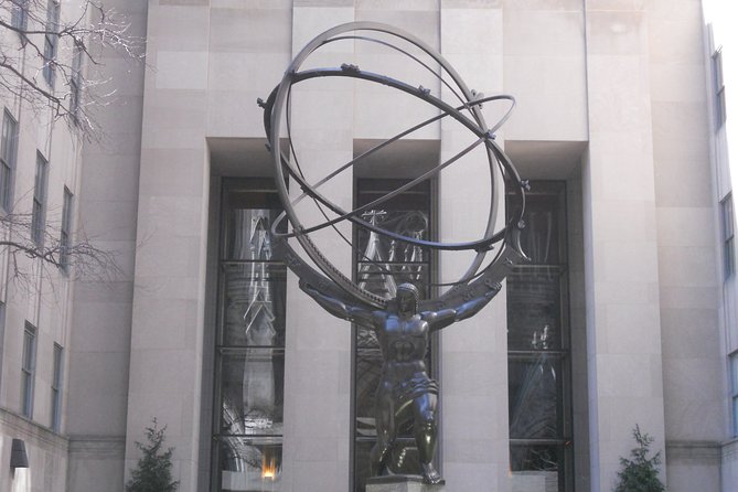 New York Midtown Scavenger Hunt Adventure - Stop-by-Stop: What to Look For (and How to Handle Crowds)