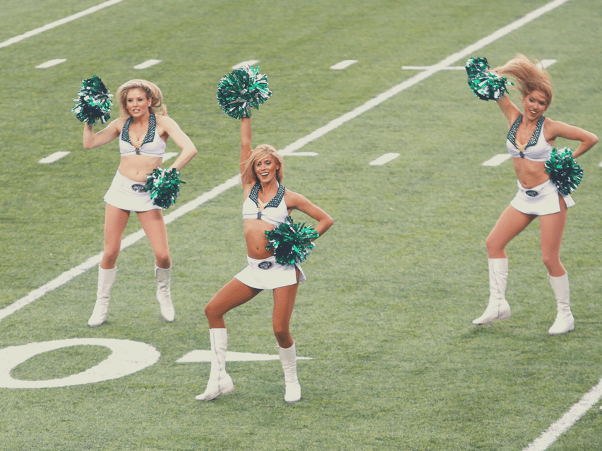 New York: New York Jets Football Game at Metlife Stadium - Accessibility, crowd energy, and what to watch for