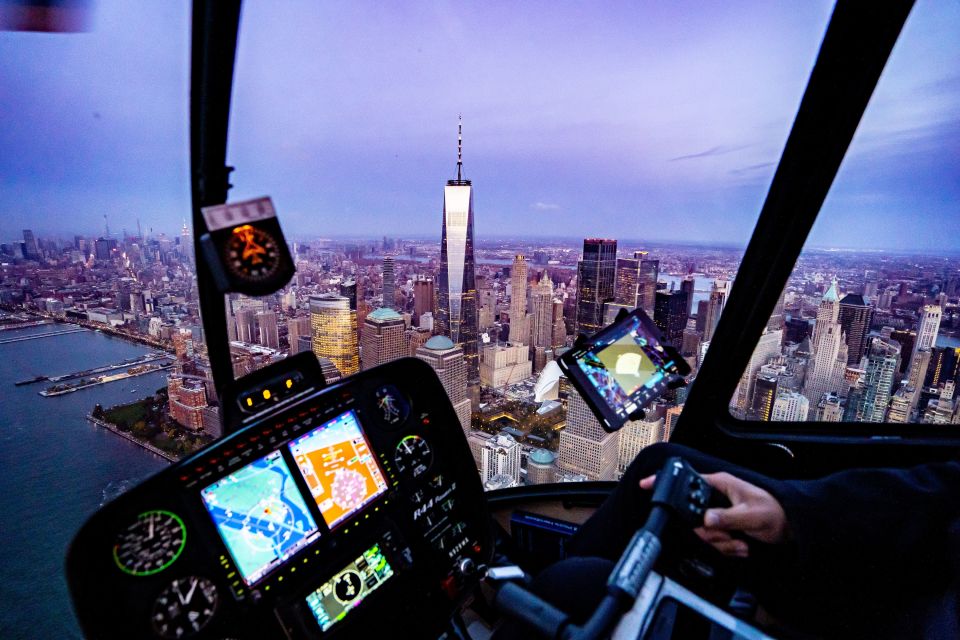 New York: Private Scenic Helicopter Charter with Champagne - Why this private helicopter charter feels different