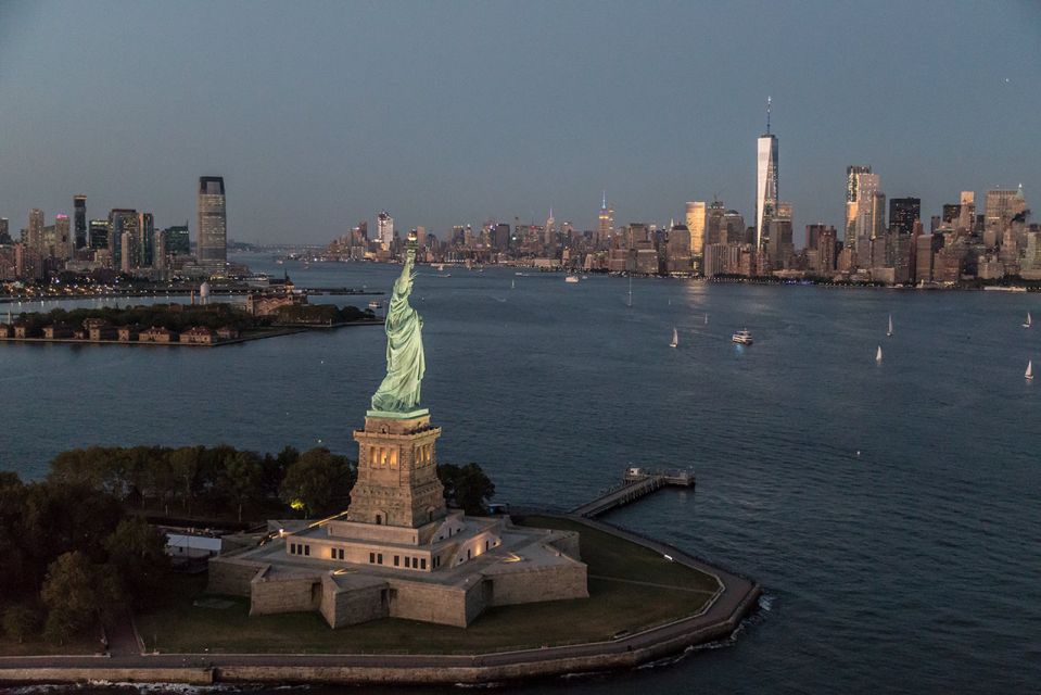 New York: Private Scenic Helicopter Charter with Champagne - Practical details that keep the flight stress-free