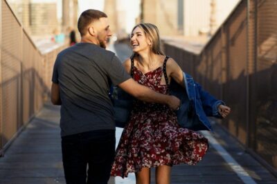 New York: Professional Photoshoot at Brooklyn Bridge - Meeting at Escalera Puente Brooklyn: how to start smoothly