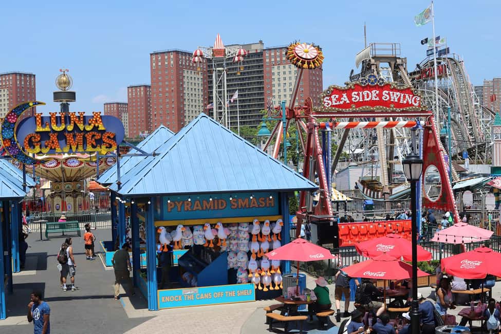 New York: Summer in Brooklyn Walking Tour - Brooklyn Bridge: the guided walk that turns views into context
