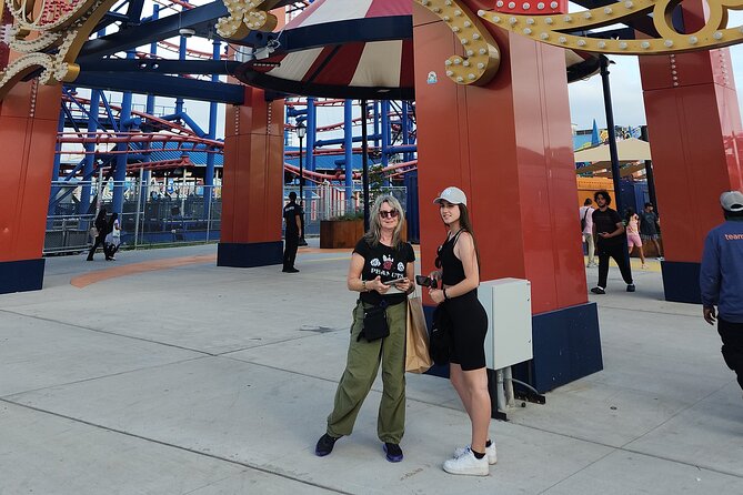 New York: THE BEST OF BROOKLYN - Who this Brooklyn Bridge to Coney Island walk fits best