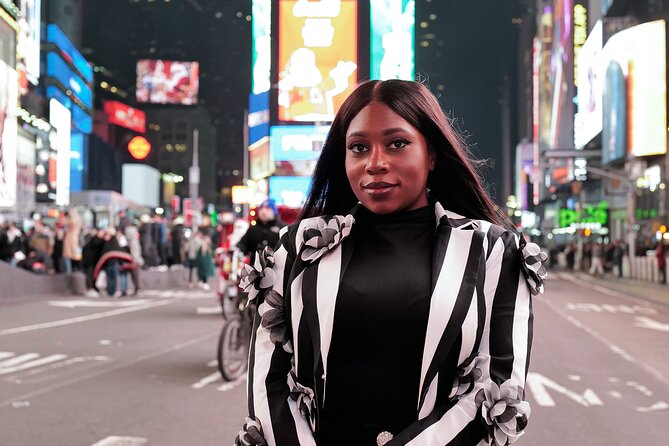 New York: Times Square Professional Photoshoot - Who the photographers are good for: couples, families, seniors, and first-timers