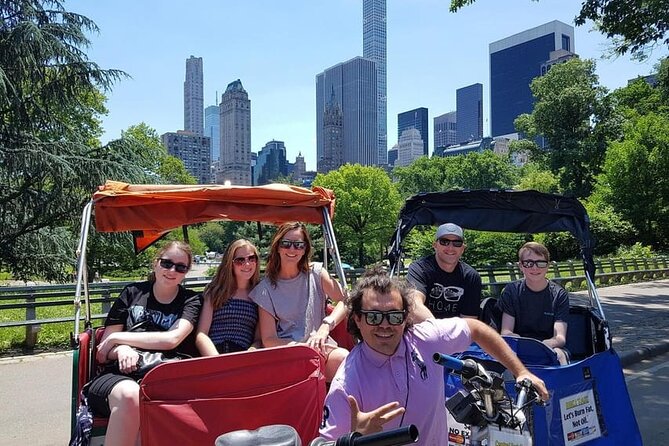 New York Tours and New York City Sightseeing Tours.Flexible Tours - Stop 3: Apple Fifth Avenue, the original store across Central Park