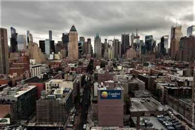New York Walking Tour with Private Local Guide - Rockefeller Center and the NY Public Library: two classic NYC stops