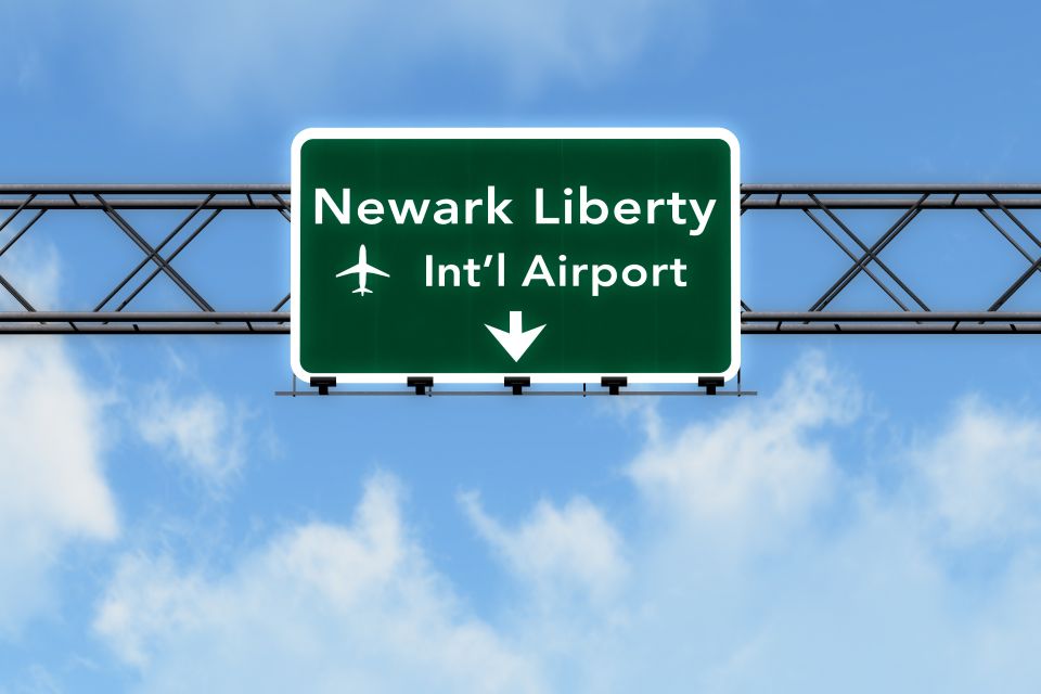 Newark Liberty International Airport: Manhattan Transfers - Newark EWR to Manhattan, without the cab gamble
