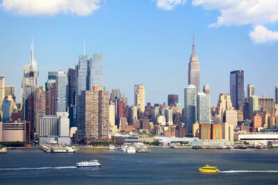 Newark Liberty International Airport: Manhattan Transfers - Choosing the right vehicle: sedan vs SUV vs van (and what fits)