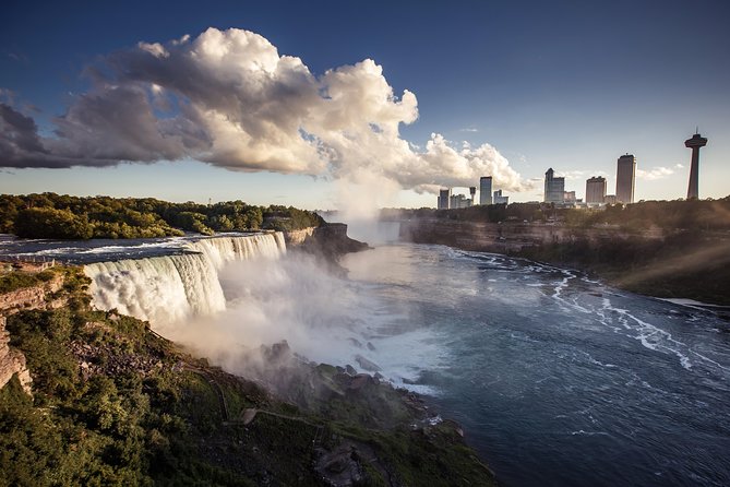 Niagara Falls, Toronto and 1000 Islands, 3 Day Tour from NYC - Start in Midtown: the 6:30am meeting and luggage reality