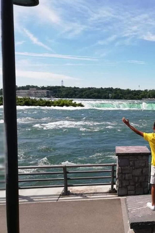 Niagara Falls Tour from New York City - The guided Manhattan portion on the return