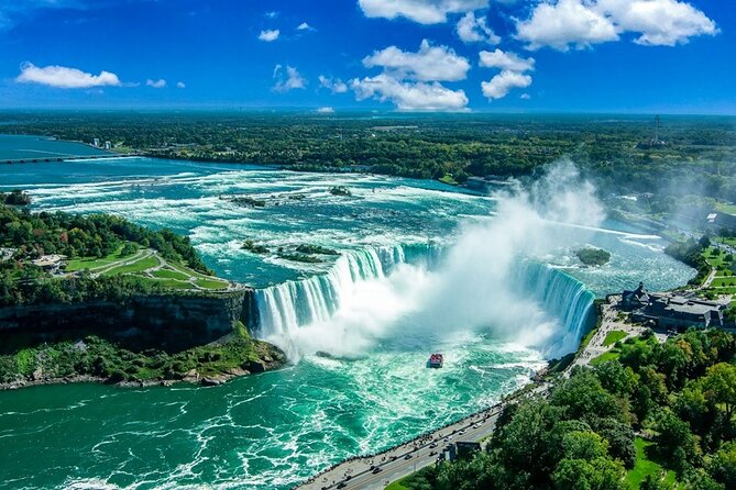 Niagara Falls, Washington DC, Boston 4-day Tour from New York - Your Ride and Group Size: Mercedes Sprinter vs Luxury Coach