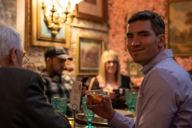 Night Out Tour: Gangsters, Heroes and Bright Lights of NYC - Timing, meeting point, and how the small group changes everything