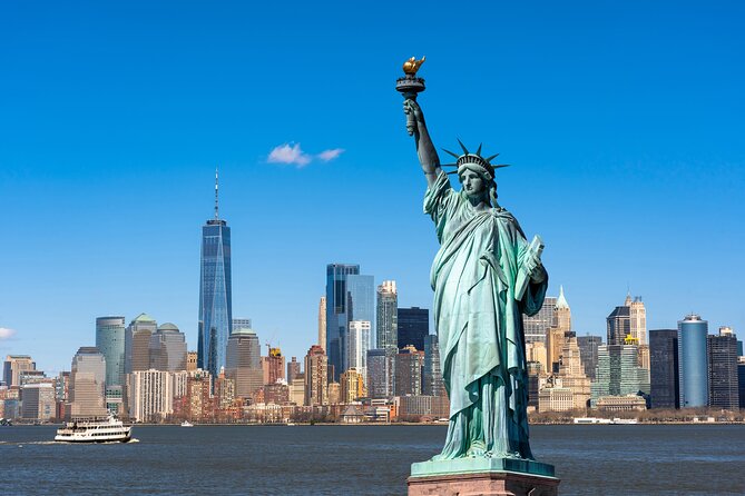 NYC Adventure Pass - Edge Observation Deck, The Beast and RiseNY - The Beast Speedboat on Circle Line: 45-MPH Hudson to Liberty