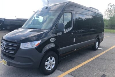 NYC Airports All Inclusive Private Departure Transfer JFK LGA EWR - Vehicle comfort for groups: sedan, SUV, or Mercedes Sprinter